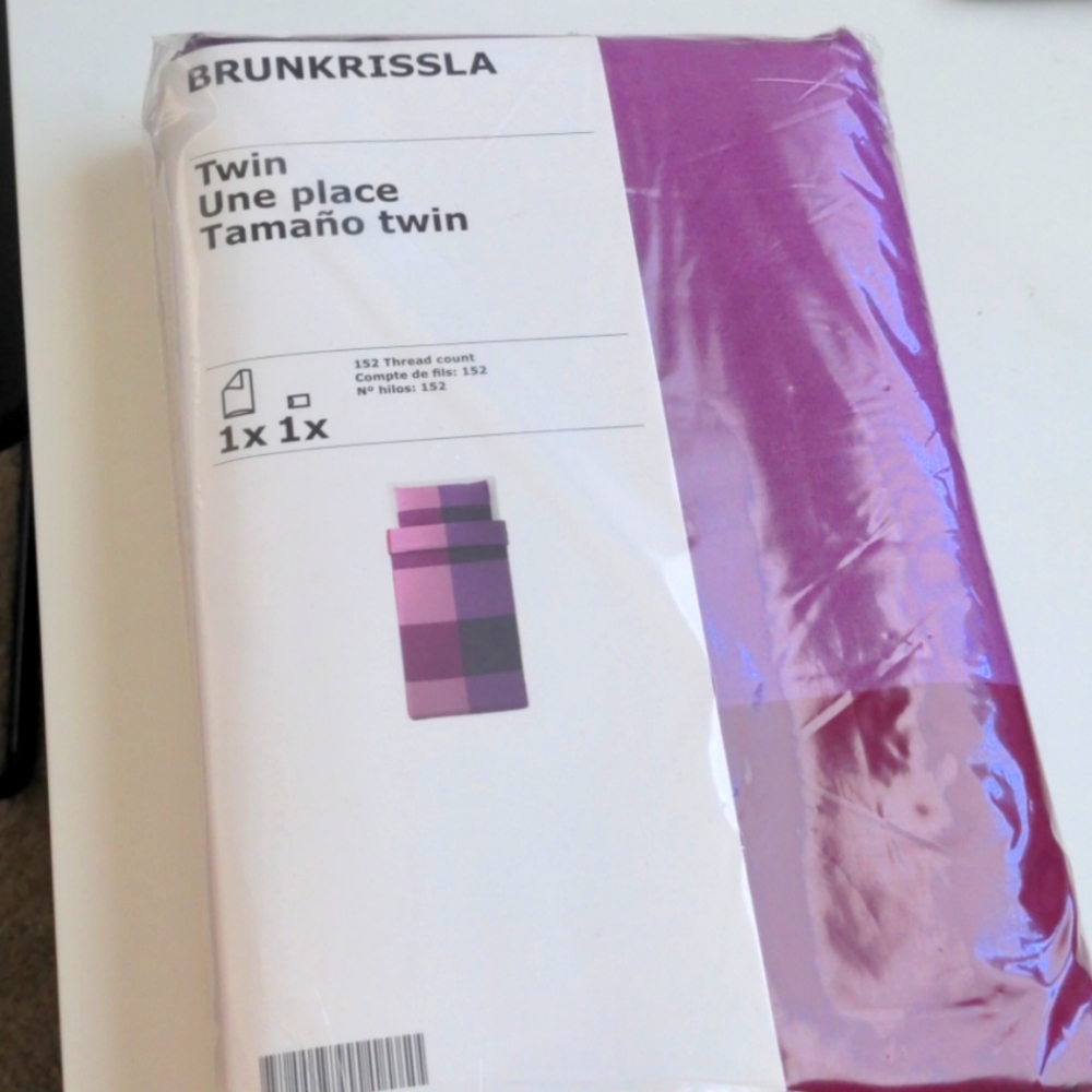 IKEA Twin Duvet Cover and Pillow Sham.